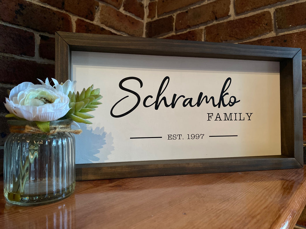 Family name sign